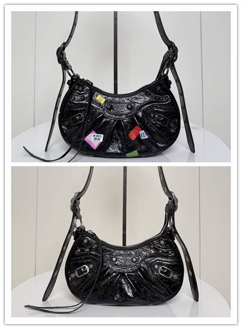 Picture of Balenciaga Handbags _SKUfw223142346fw